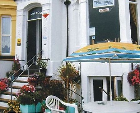 Pembroke B And B Guest Accomodation Бридлингтън Екстериор снимка