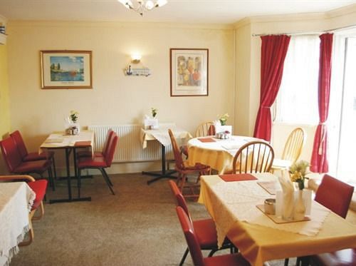 Pembroke B And B Guest Accomodation Бридлингтън Екстериор снимка